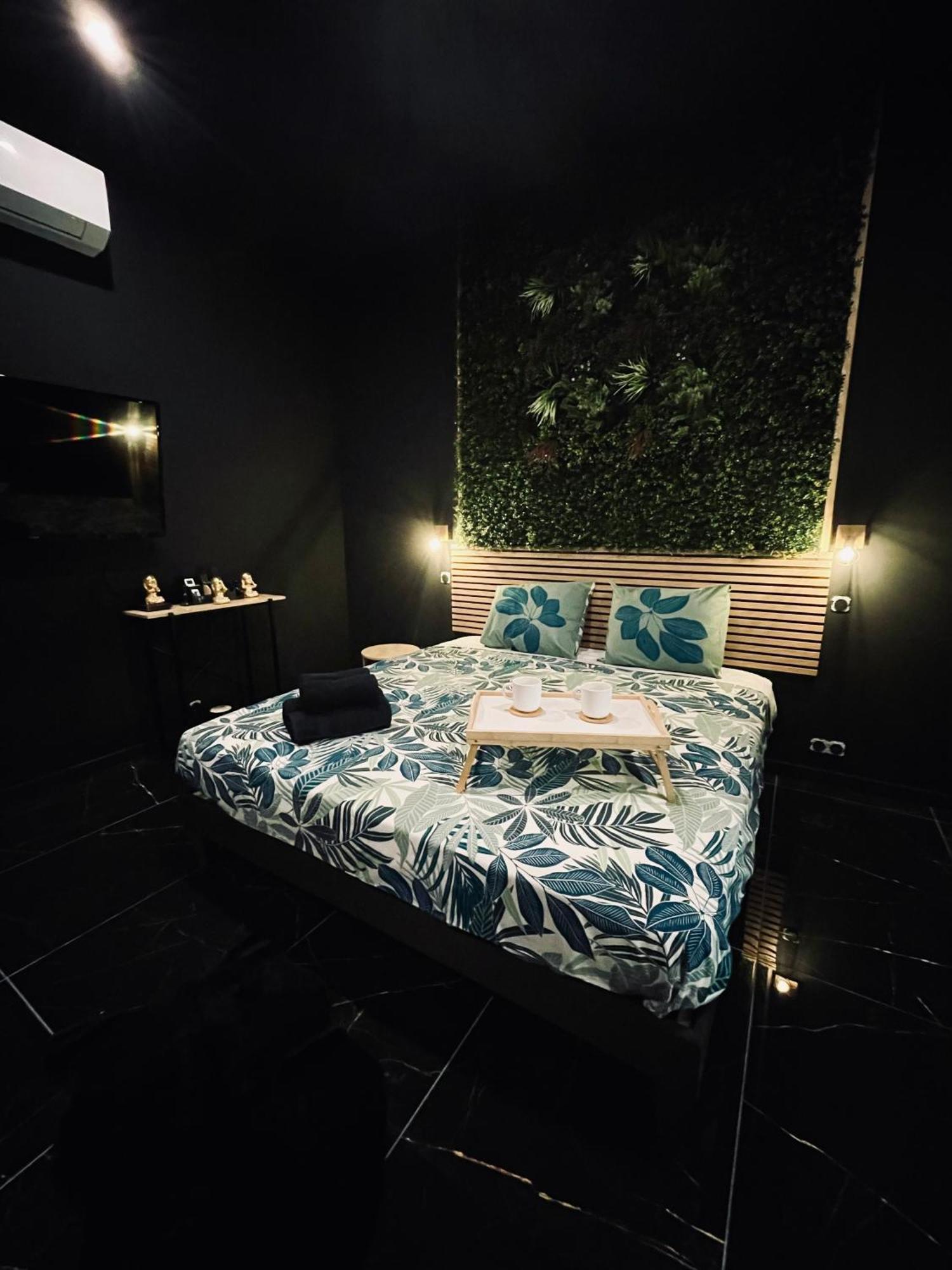Jungle Love Room De L Hermitage Tournon-sur-Rhone Dış mekan fotoğraf