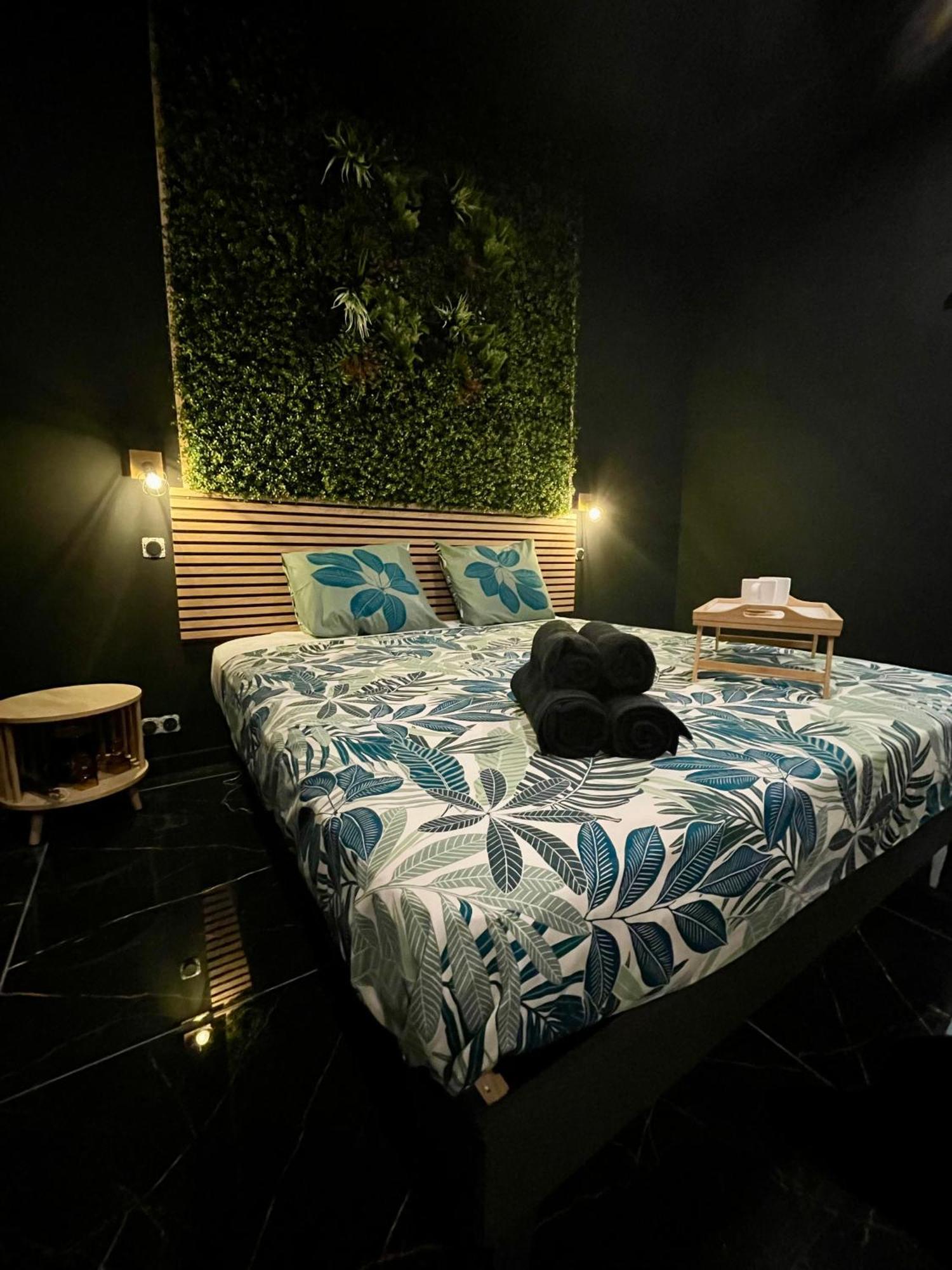 Jungle Love Room De L Hermitage Tournon-sur-Rhone Dış mekan fotoğraf
